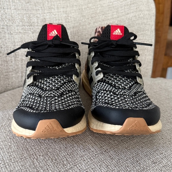 adidas Ultraboost 1.0 Leopard - Picture 11 of 15